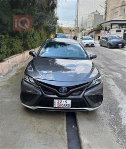 تۆیۆتا کامری